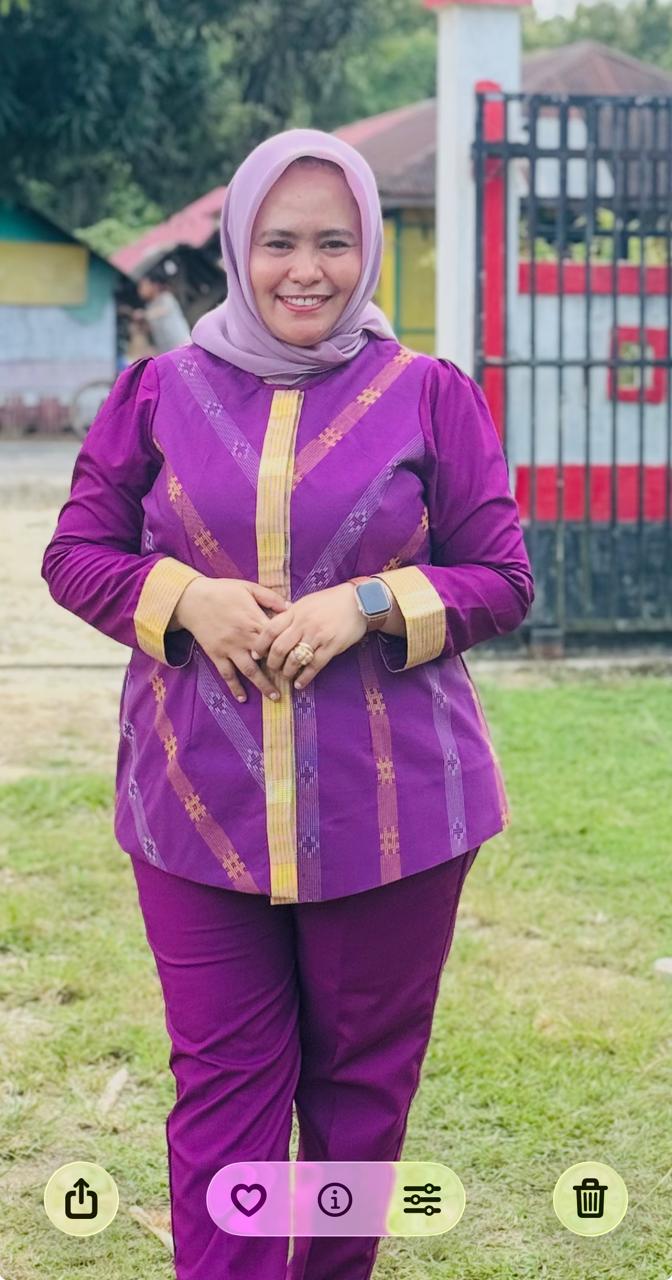 WD. HASRA SABARA, S.Pd